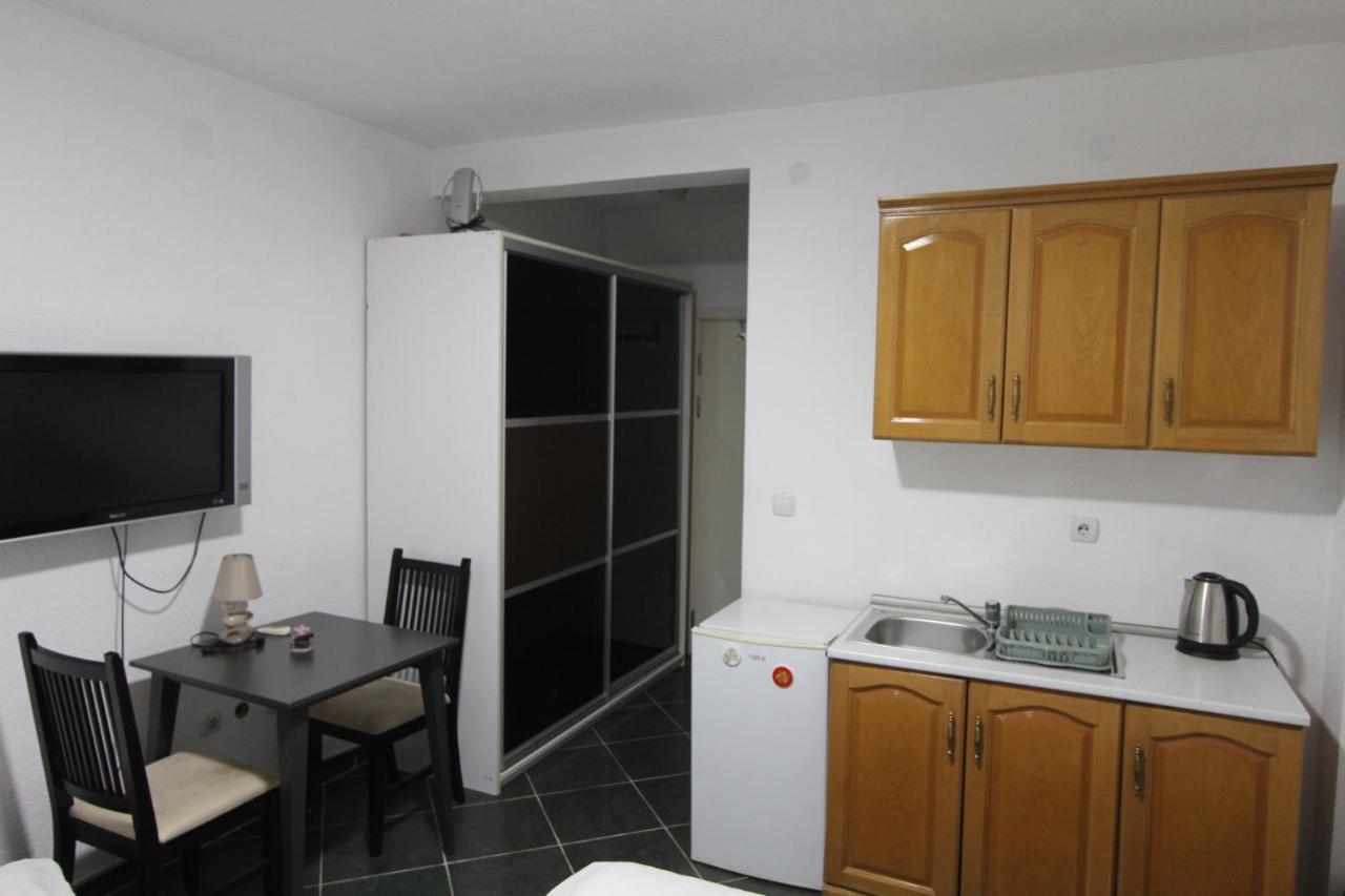 Villa Emeja - Bar - Montenegro Eksteriør bilde