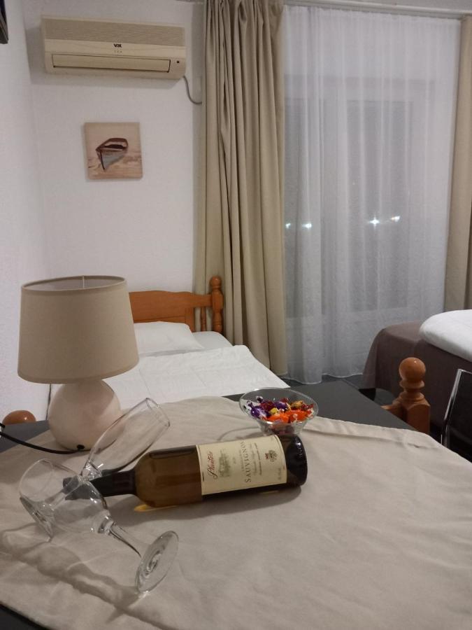 Villa Emeja - Bar - Montenegro Eksteriør bilde