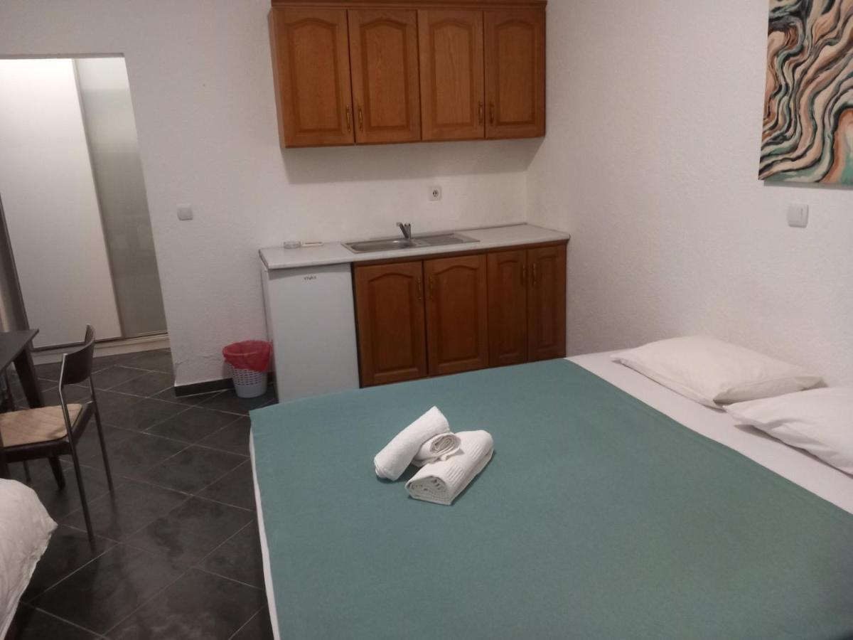 Villa Emeja - Bar - Montenegro Eksteriør bilde