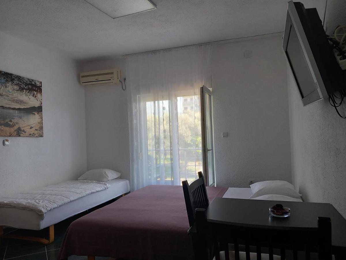 Villa Emeja - Bar - Montenegro Eksteriør bilde